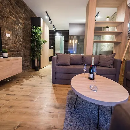 Empire Luxury Gostinjska kuća